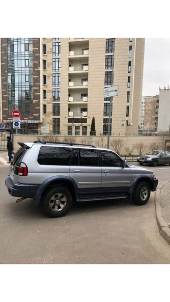 Mitsubishi Pajero Sport 2005