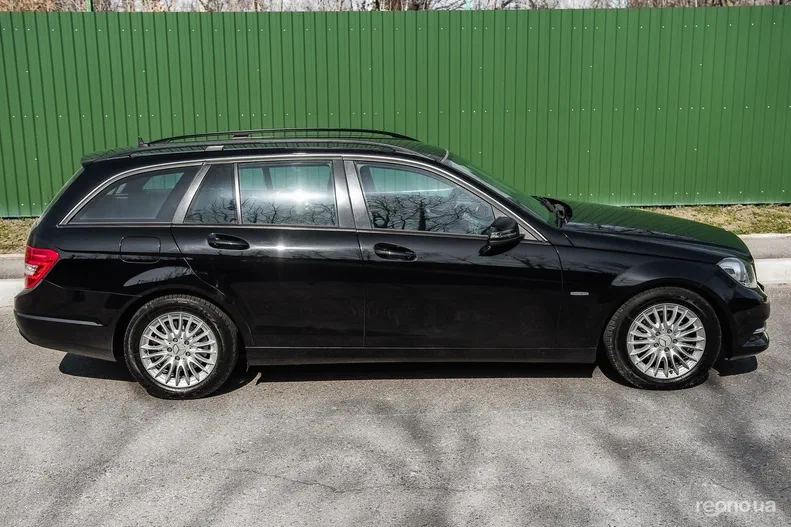 Mercedes-Benz C-Клас 2011 - 0