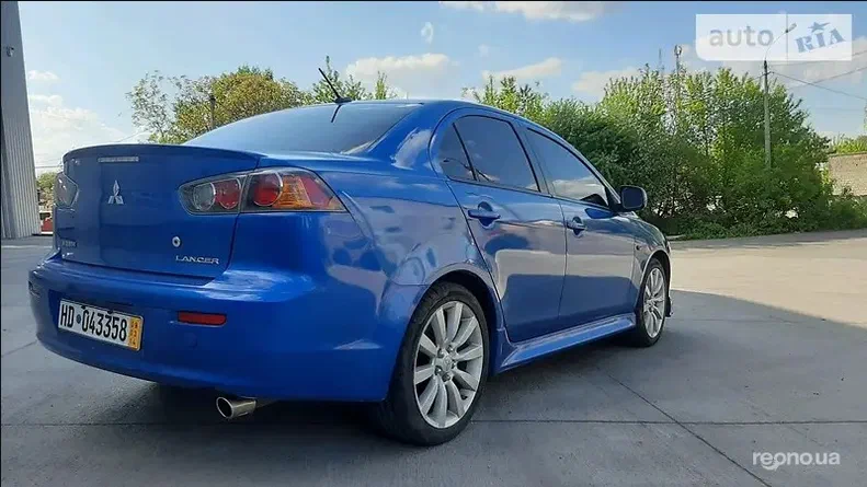Mitsubishi Lancer 2010 - 6