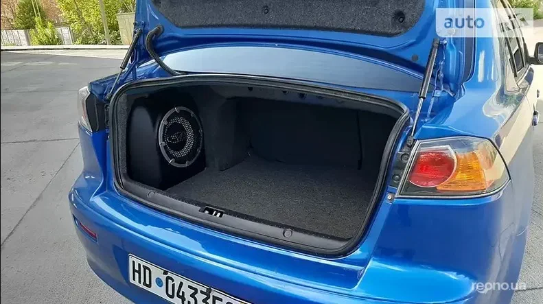 Mitsubishi Lancer 2010 - 13