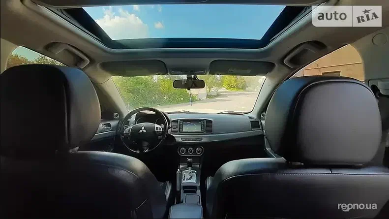 Mitsubishi Lancer 2010 - 8