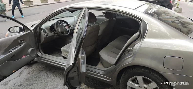 Nissan Altima 2003