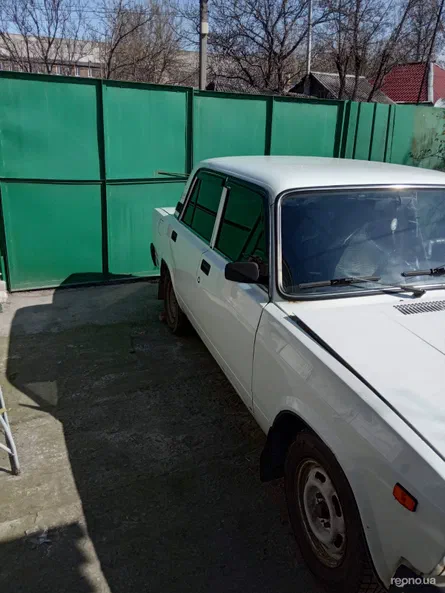 Lada (ВАЗ) 2107 2010