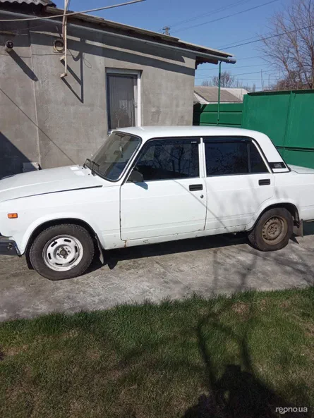 Lada (ВАЗ) 2107 2010