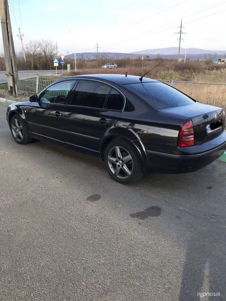 Skoda Superb 2003