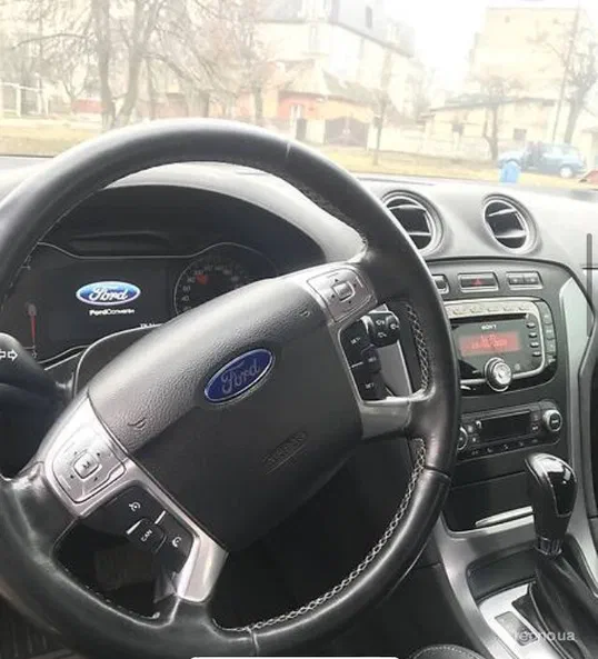 Ford Mondeo 2012 - 6