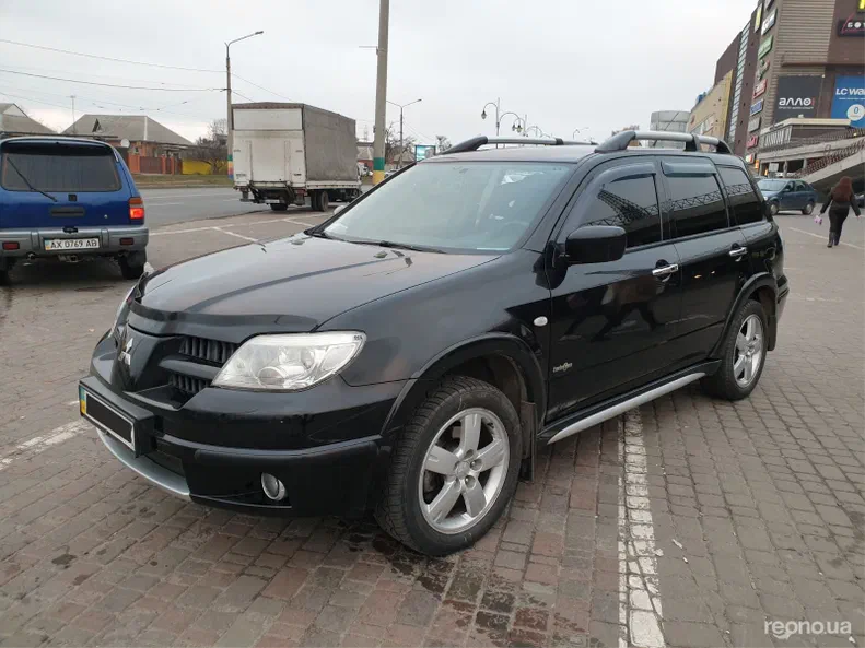 Mitsubishi Outlander 2008