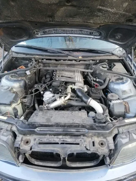 BMW 3 серія 2001 - 6