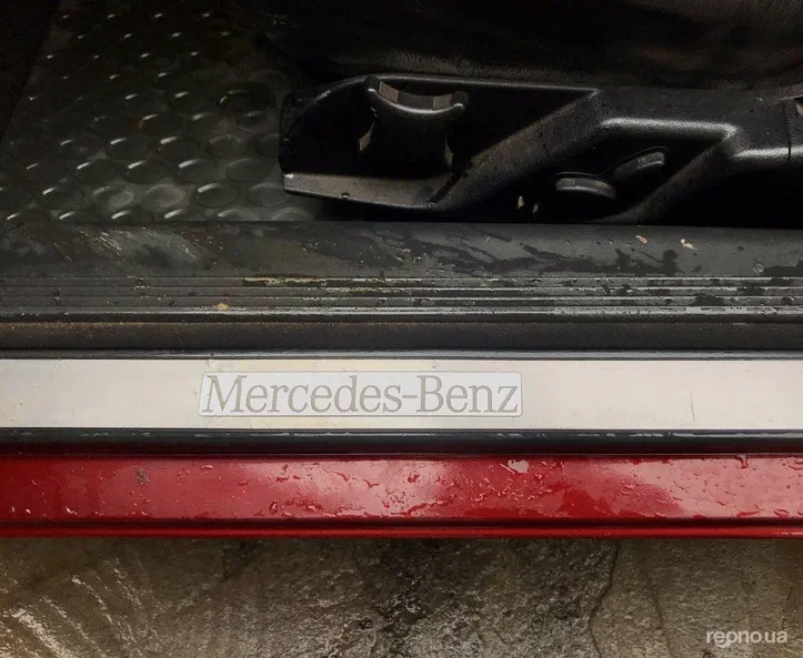 Mercedes-Benz E-Клас 2000 - 6