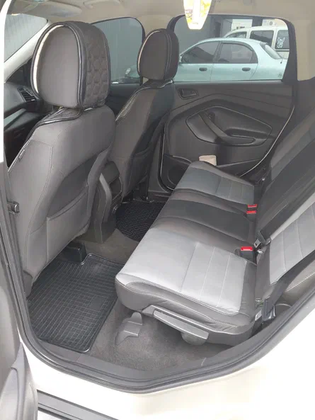 Ford Escape 2017 - 11