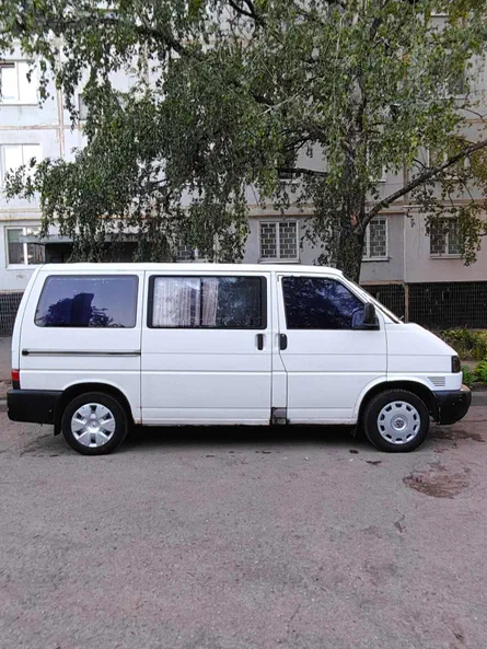 Volkswagen Transporter 1998 - 6
