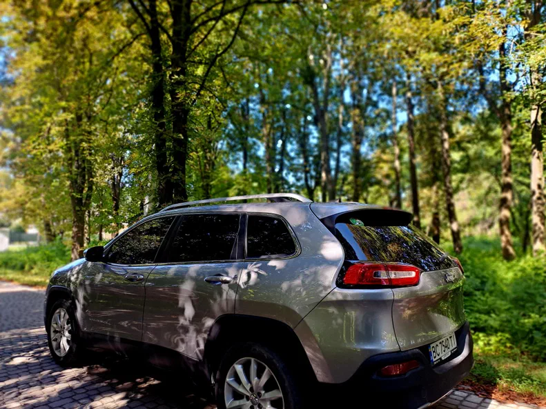 Jeep Cherokee 2016