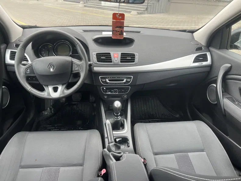 Renault Megane 2010 - 9