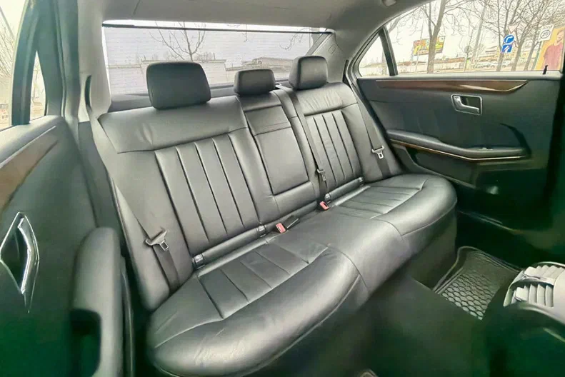 Mercedes-Benz E-Клас 2010 - 7