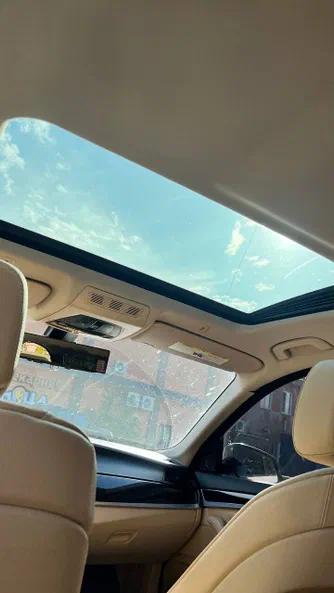 BMW 5 серія 2012 - 21