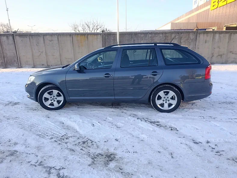 Skoda Octavia 2010 - 6