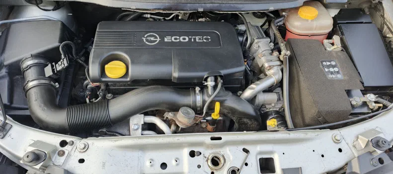 Opel Zafira 2012 - 8