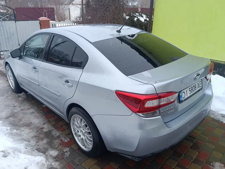 Subaru Impreza 2018 - 18