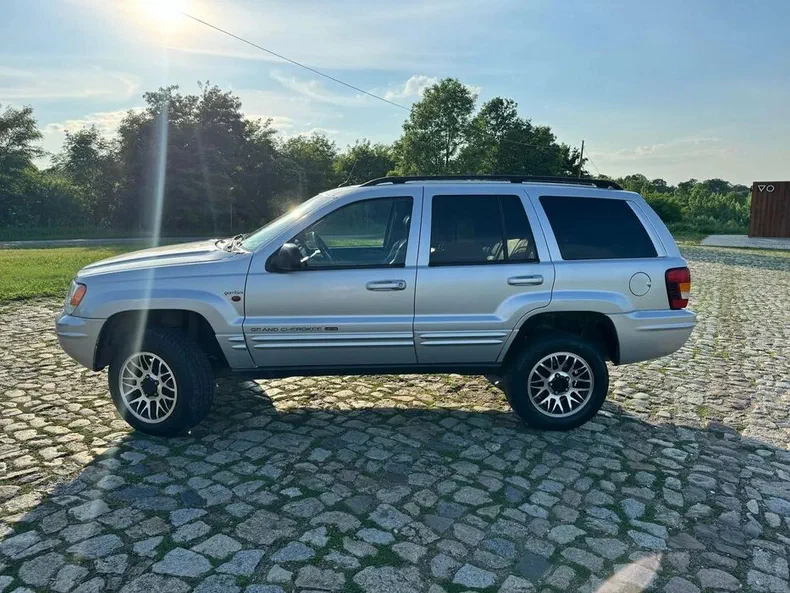 Jeep Grand Cherokee 2003