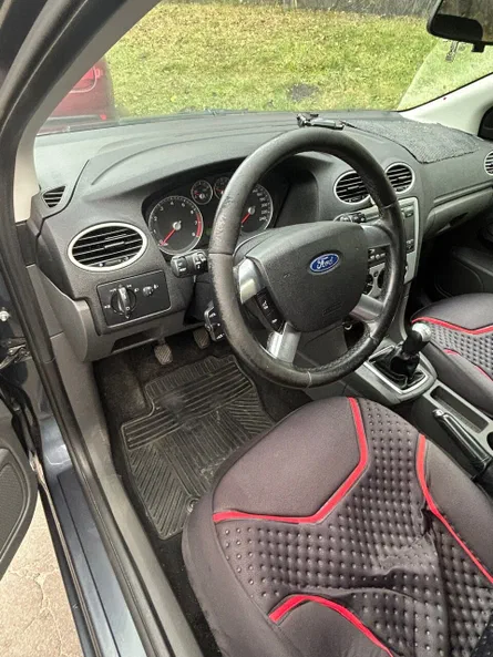 Ford Focus 2006 - 10