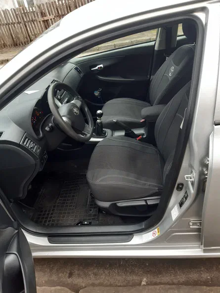 Toyota Corolla 2010 - 4