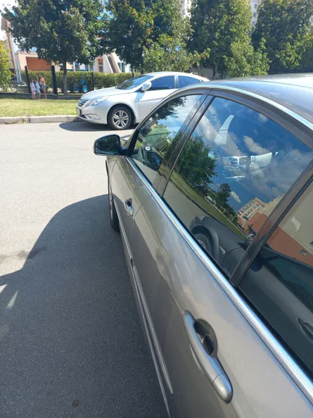 Renault Laguna 2010 - 9