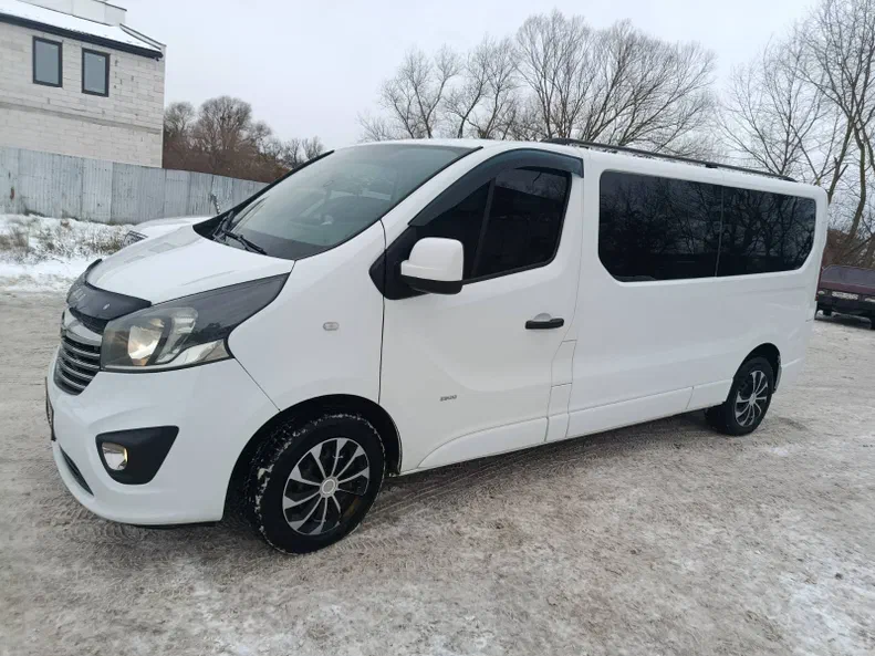 Opel Vivaro 2015