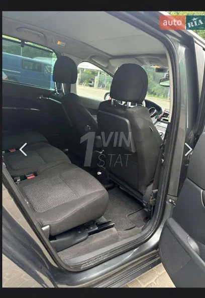 Peugeot 5008 2009 - 9