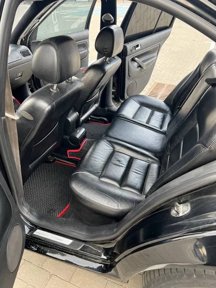 Volkswagen Jetta 2003 - 8