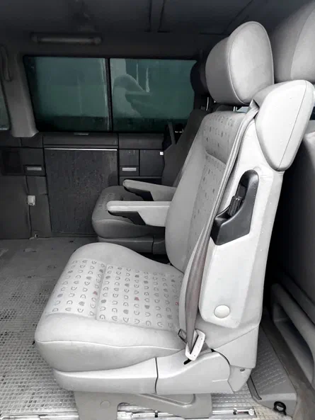 Volkswagen Transporter 2001 - 12