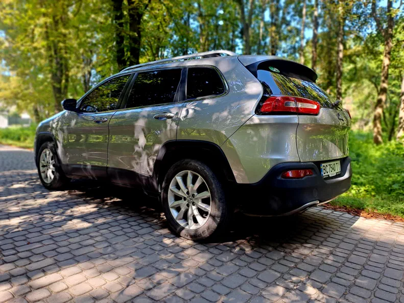 Jeep Cherokee 2016 - 7