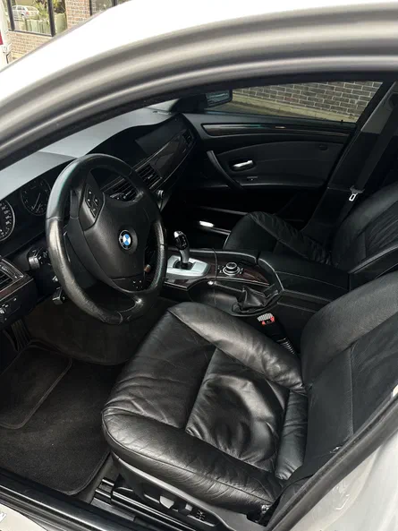BMW 5 серія 2008 - 20