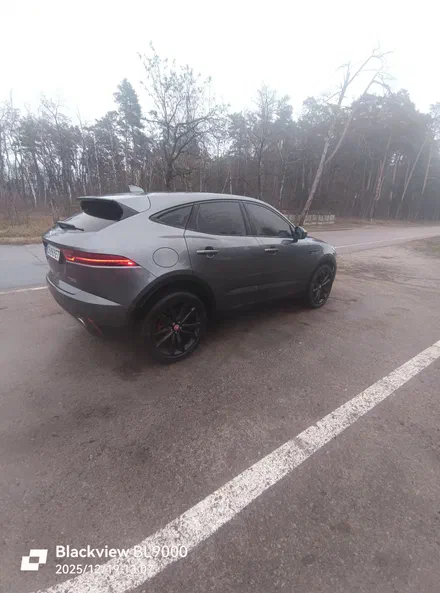 Jaguar E-Pace 2018 - 9