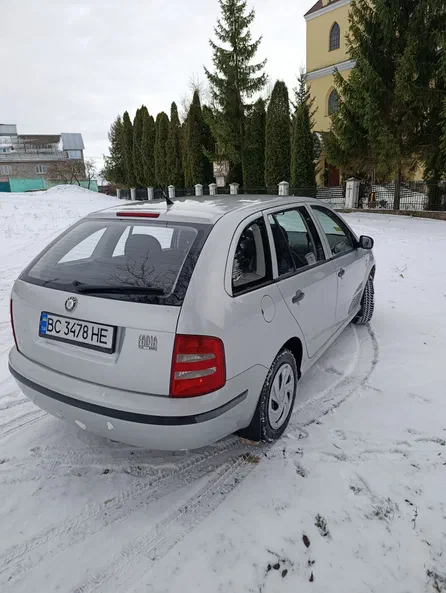 Skoda Fabia 2001 - 11