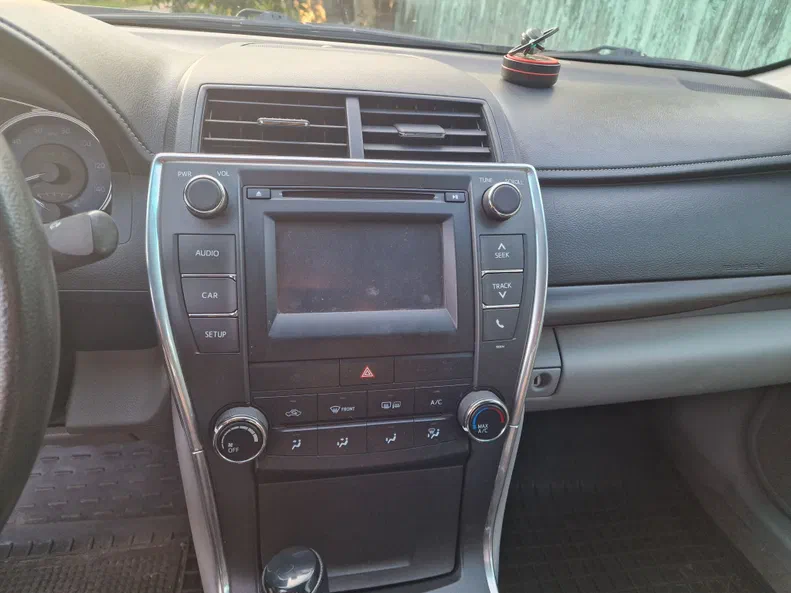 Toyota Camry 2017 - 5