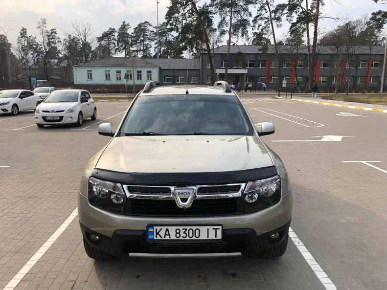 Dacia Duster 2011