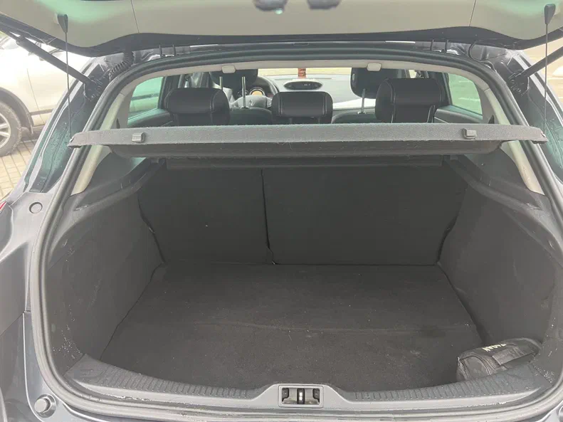 Renault Megane 2010 - 12