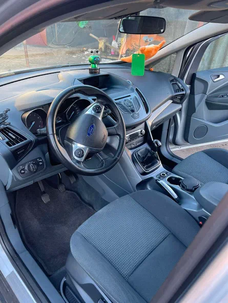 Ford C-MAX 2012 - 16