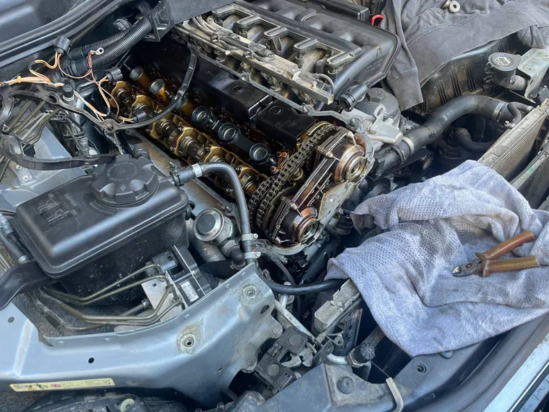 BMW 5 серія 2004 - 12