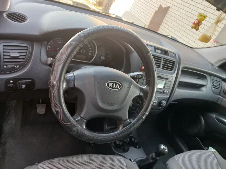 Kia Sportage 2008 - 11
