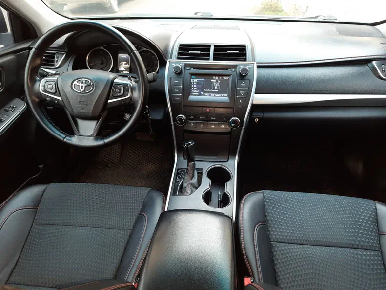 Toyota Camry 2015 - 29