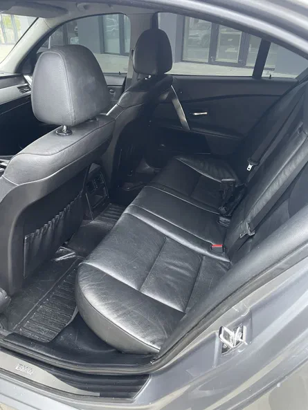 BMW 5 серія 2003 - 10