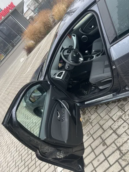 Renault Megane 2010 - 5