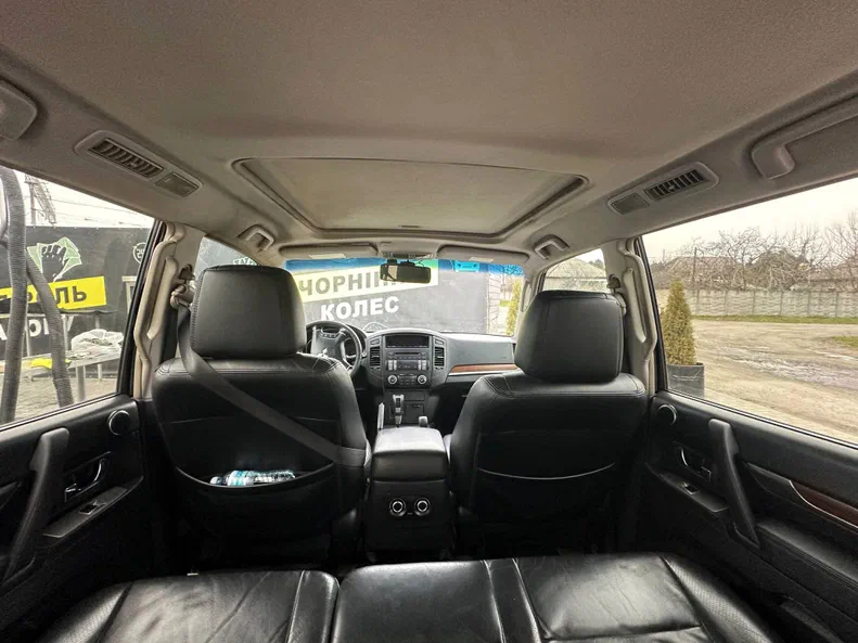 Mitsubishi Pajero 2008 - 17