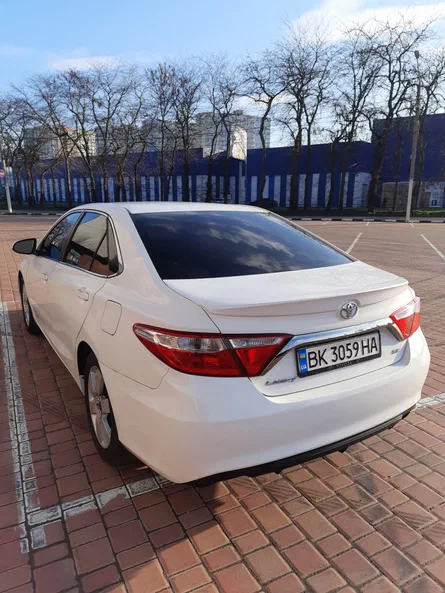 Toyota Camry 2015 - 11