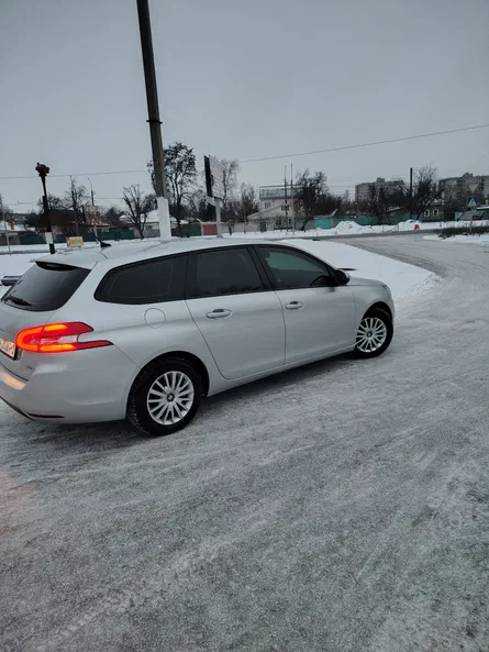 Peugeot 308 2015