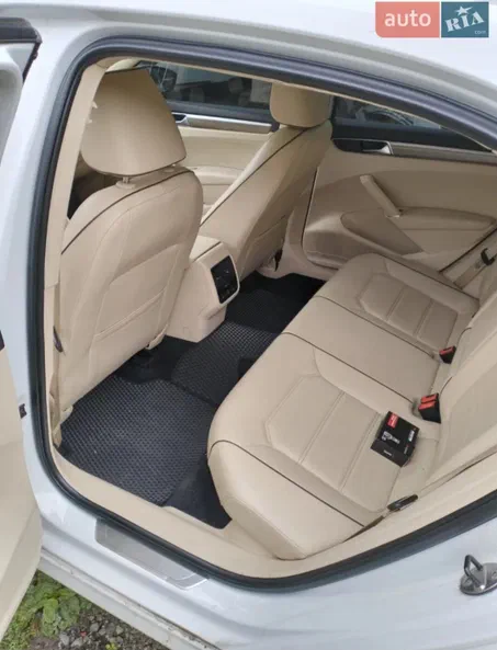 Volkswagen Passat 2016 - 2