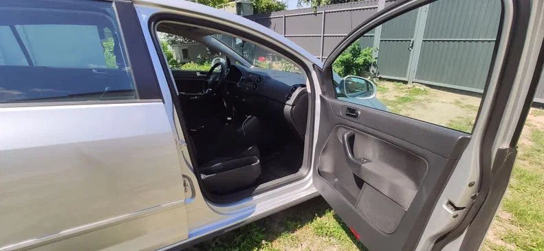 Volkswagen Golf Plus 2010 - 10