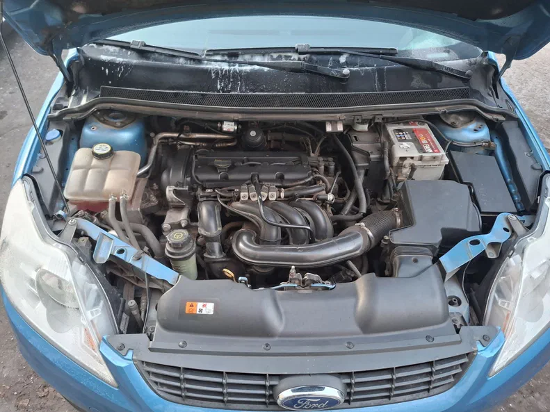 Ford Focus 2010 - 12