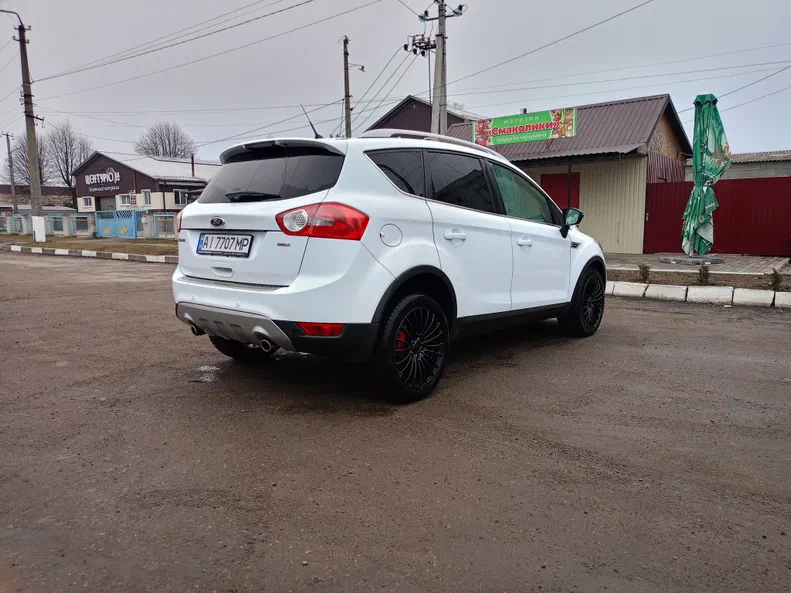 Ford Kuga 2011 - 6